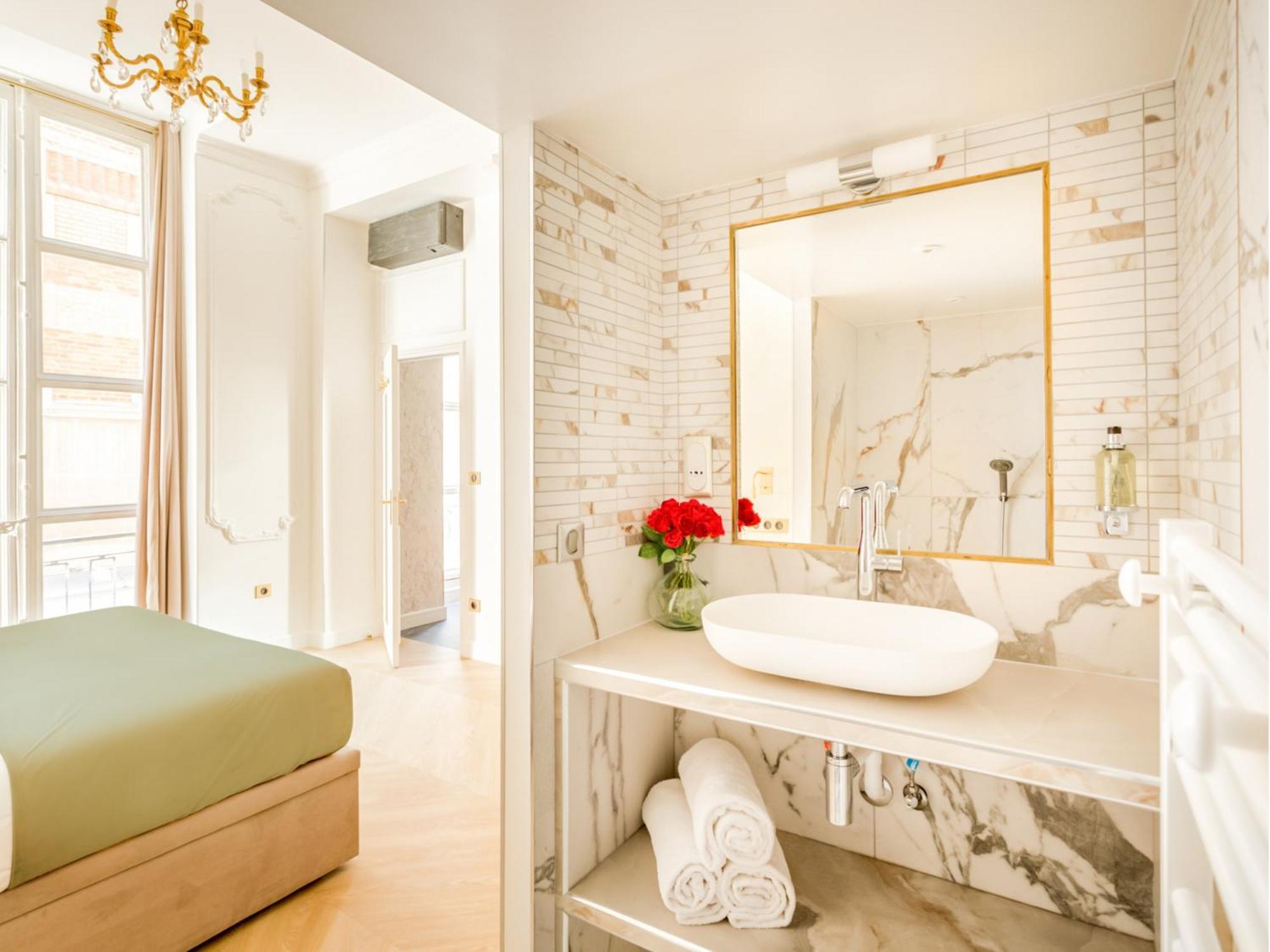 Merveil - Luxury Suite - Louvre - Therese Parijs Buitenkant foto